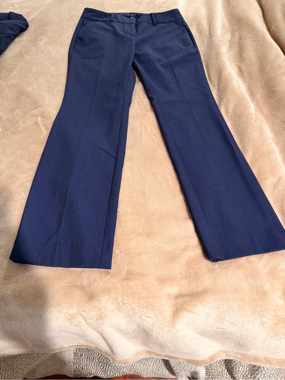 Ann Taylor Navy Suit Set - Petite 0 NWOT